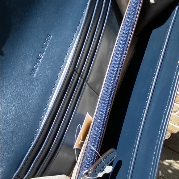 Michael kors large carryall wallet blue MK - Picture 5 of 6